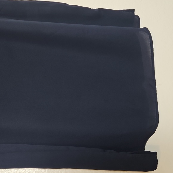 Anne Klein Navy and White V-Neck Tank Top - Picture 4 of 6